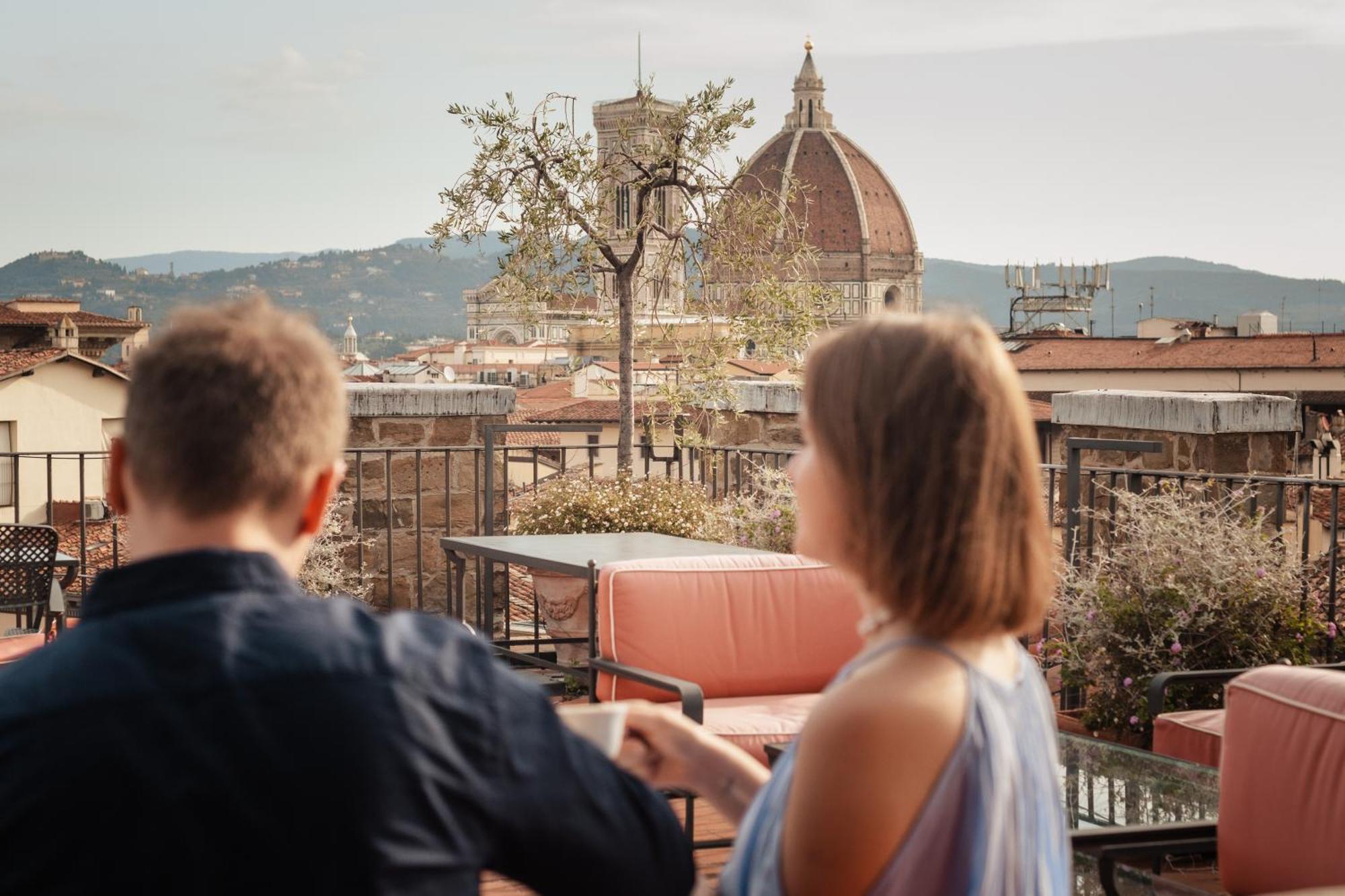 Antica Torre Tornabuoni Bed & Breakfast ฟลอเรนซ์ ภายนอก รูปภาพ