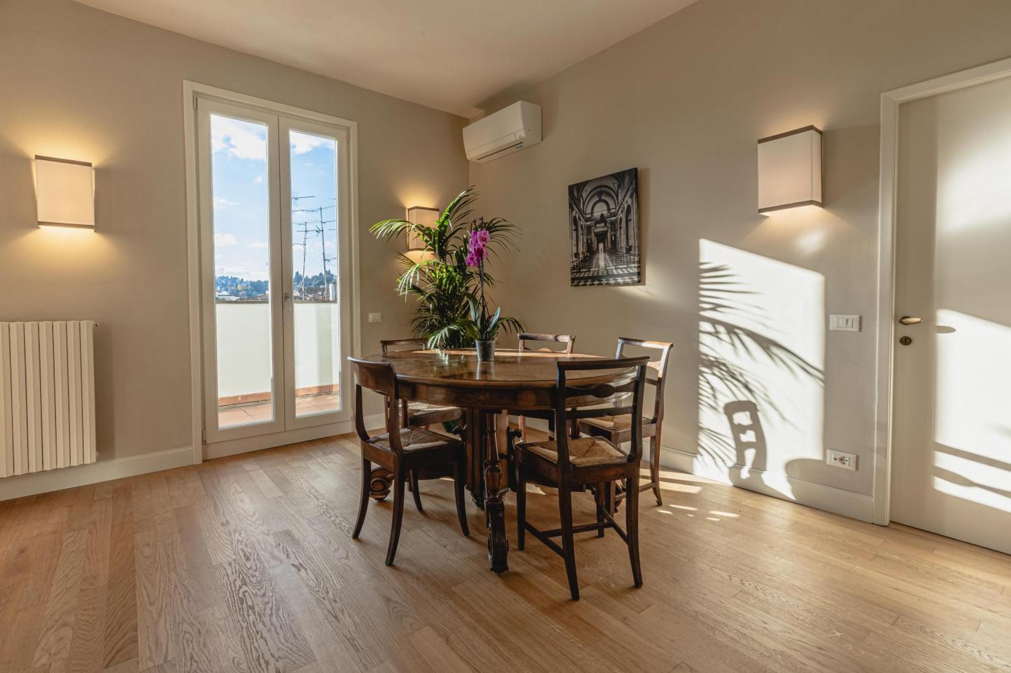 Antica Torre Tornabuoni Bed & Breakfast ฟลอเรนซ์ ภายนอก รูปภาพ