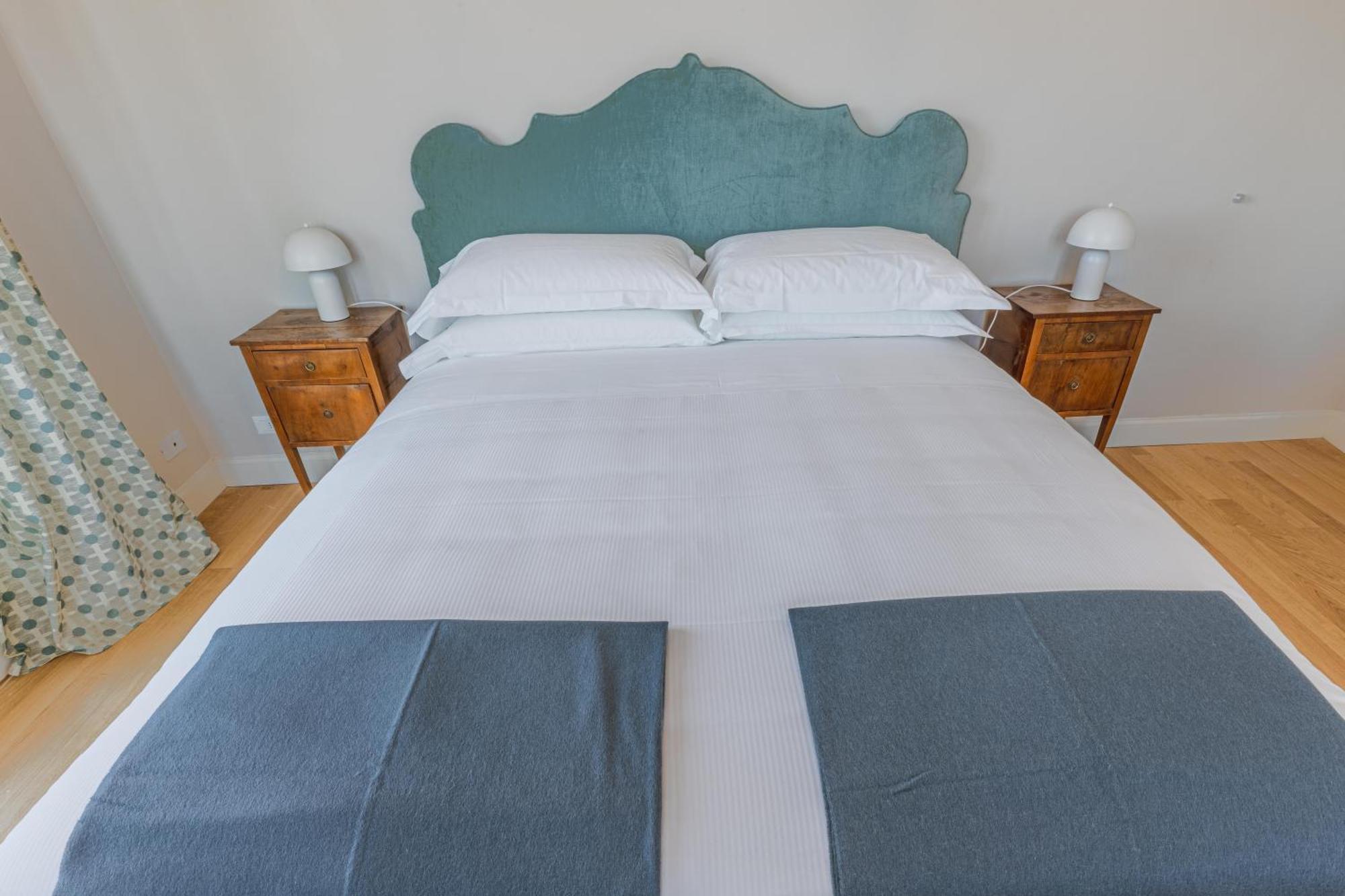 Antica Torre Tornabuoni Bed & Breakfast ฟลอเรนซ์ ภายนอก รูปภาพ