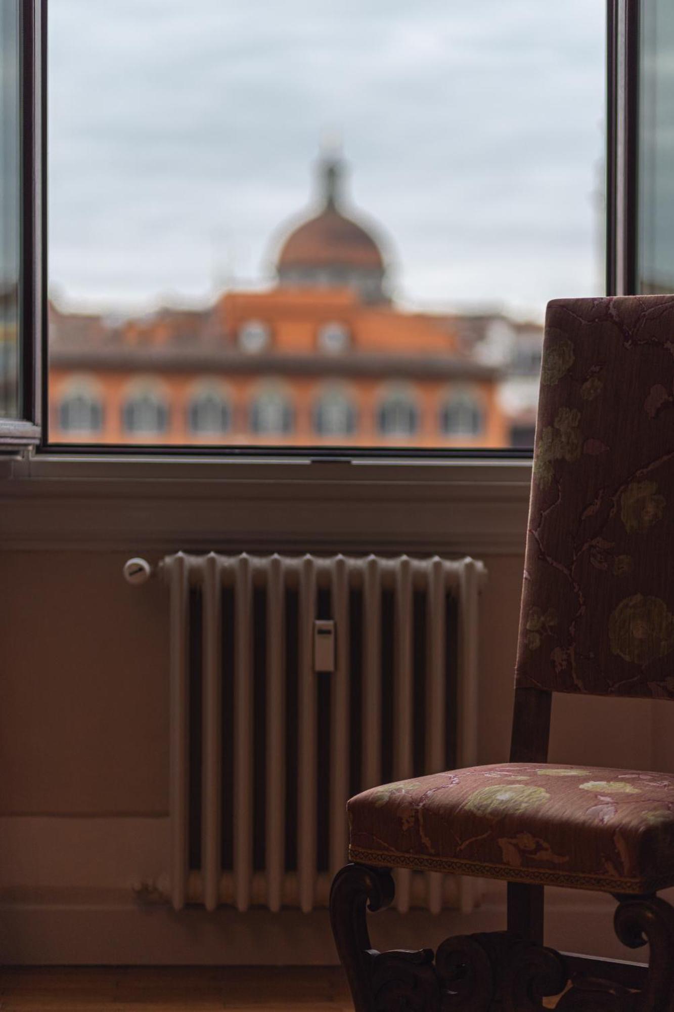 Antica Torre Tornabuoni Bed & Breakfast ฟลอเรนซ์ ภายนอก รูปภาพ