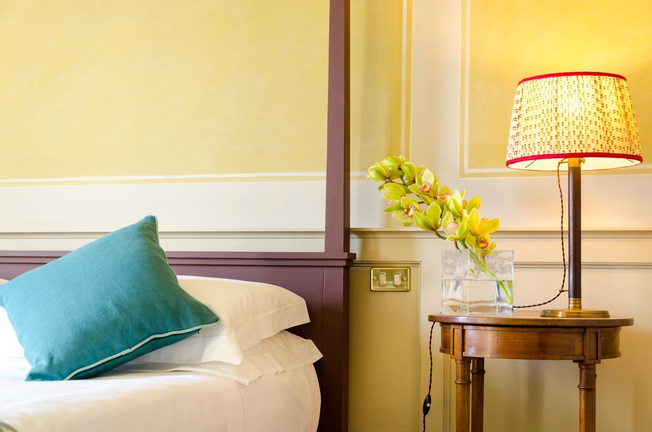 Antica Torre Tornabuoni Bed & Breakfast ฟลอเรนซ์ ภายนอก รูปภาพ